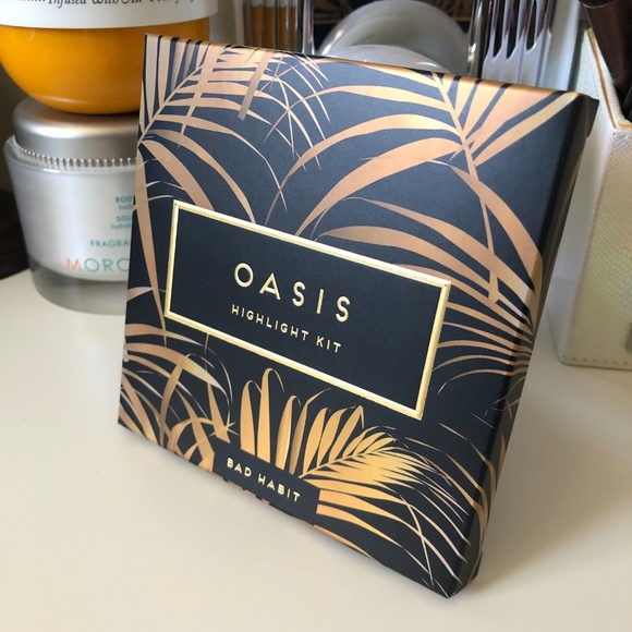 BNIB Bad Habit Oasis Highlight Palette - Picture 4 of 4